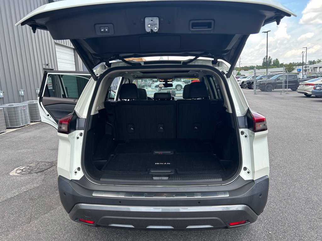 Used 2023 Nissan Rogue SL w/ SL Premium Package FWD image 23