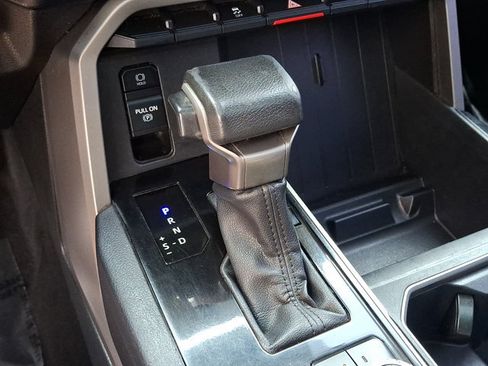 Used 2023 Toyota Tundra SR5 w/ SR5 Premium Package AWD/4WD image 15