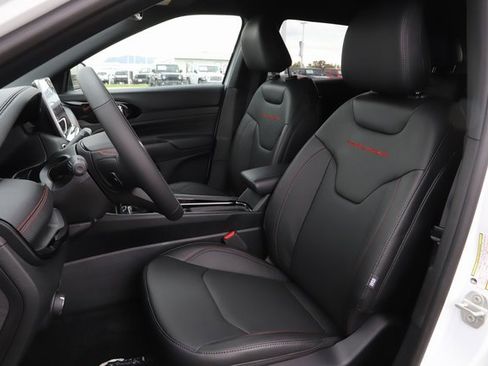 New 2023 Jeep Compass Trailhawk w/ Trailhawk Elite Group image 11