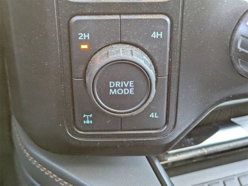 Certified 2024 Ford F250 Platinum image 24