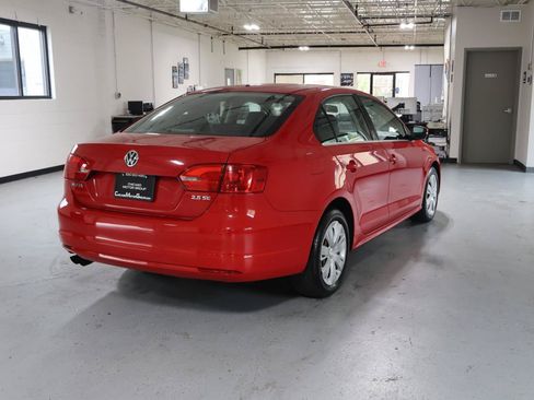Used 2013 Volkswagen Jetta SE FWD image 10