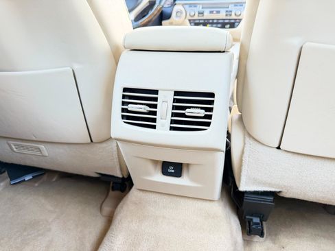 Used 2015 Lexus ES 350 w/ Luxury Package FWD image 30