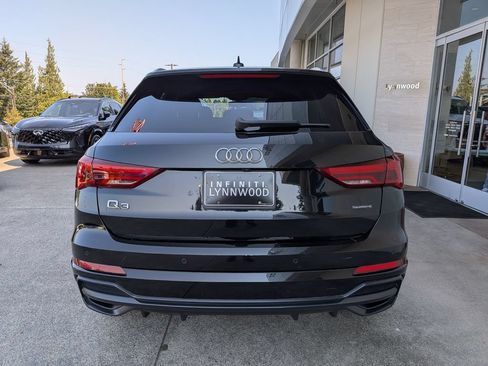 Used 2021 Audi Q3 2.0T Premium Plus w/ Premium Plus Package AWD/4WD image 5