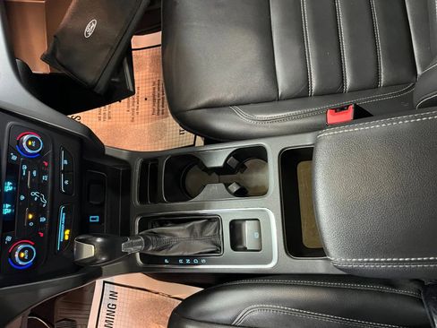 Used 2017 Ford Escape SE w/ SE Leather Comfort Package image 36