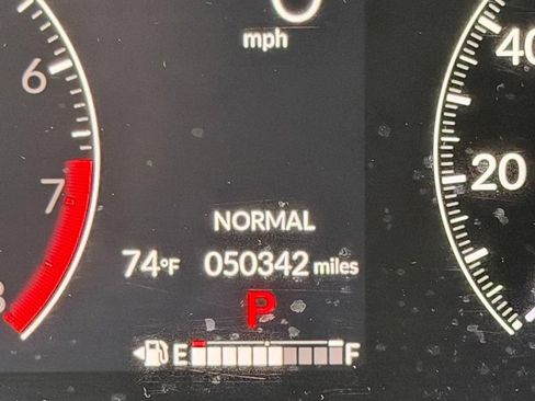 Used 2023 Honda HR-V EX-L image 7