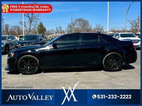 Used 2020 Chrysler 300 S image 4