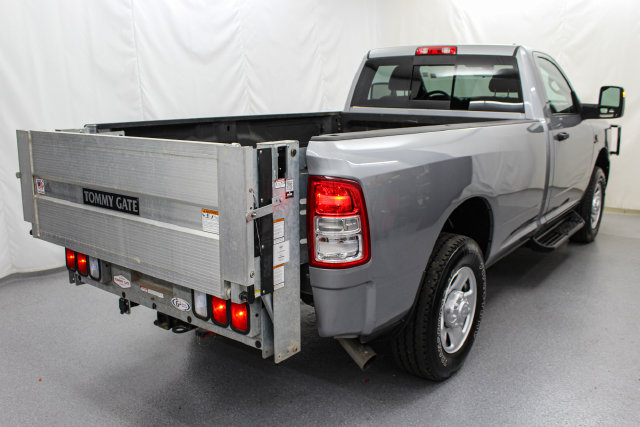 Used 2024 RAM 3500 Tradesman w/ Snow Chief Group AWD/4WD image 10