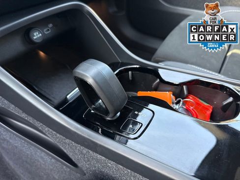 Used 2023 Volvo XC40 Recharge Plus image 26