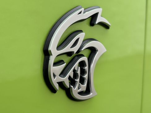 Used 2023 Dodge Challenger SRT Hellcat RWD image 8