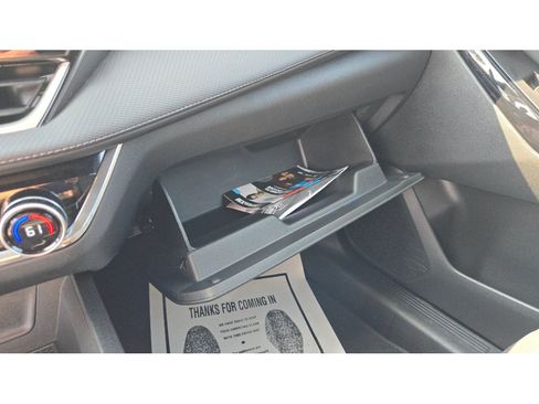 Used 2026 Chevrolet Equinox LT w/ Convenience Package II FWD image 29