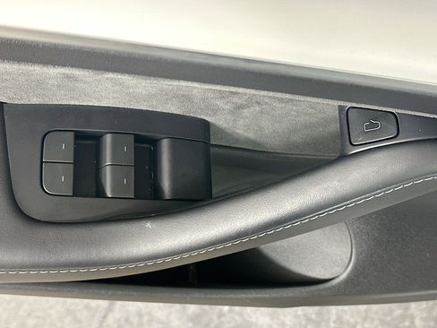 Used 2023 Tesla Model 3 Standard Range RWD image 15