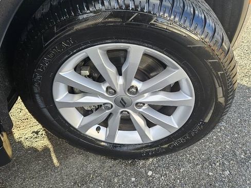 Used 2023 Dodge Durango SXT Launch Edition image 28