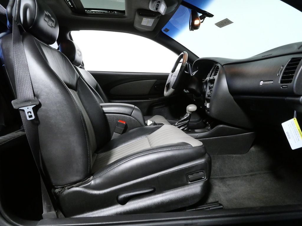 Used 2001 Chevrolet Monte Carlo SS FWD image 10