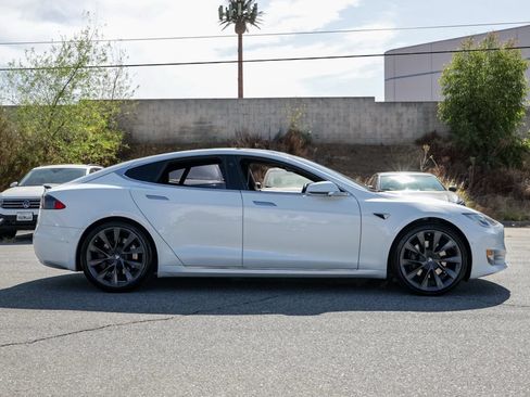 Used 2018 Tesla Model S 75D AWD/4WD image 3