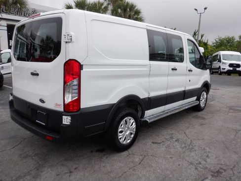 Used 2017 Ford Transit 250 130 Low Roof w/ Exterior Upgrade Package RWD image 7