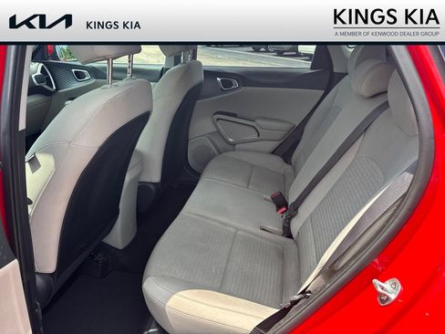 Used 2020 Kia Soul S FWD image 18