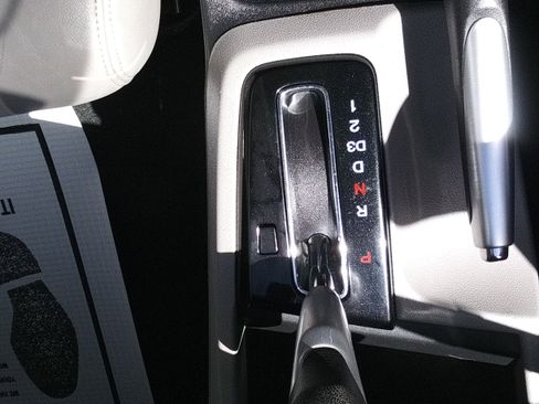 Used 2013 Honda Civic EX-L image 16