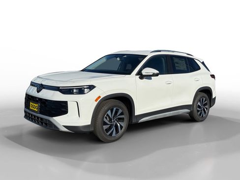 New 2026 Volkswagen Tiguan S image 1