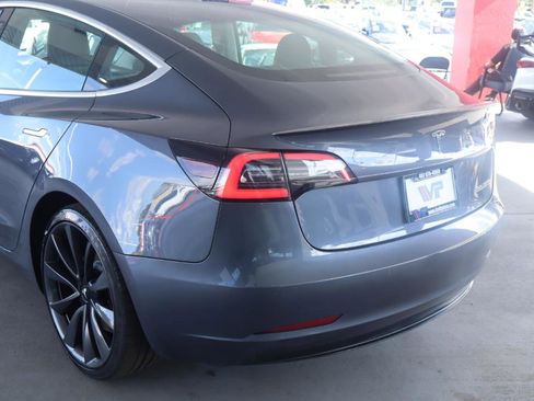Used 2020 Tesla Model 3 Performance AWD/4WD image 9