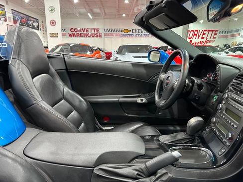 Used 2008 Chevrolet Corvette Convertible w/ Preferred Equipment Group RWD image 16