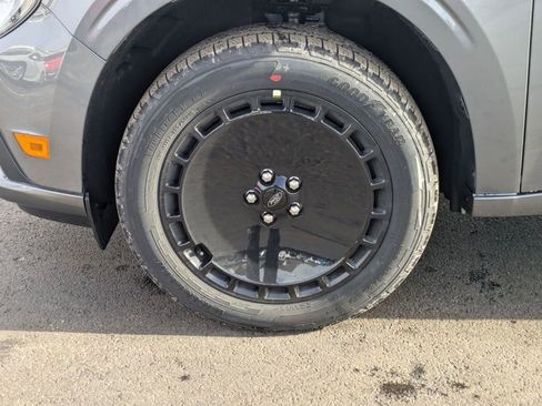 New 2026 Ford Maverick Lobo image 14