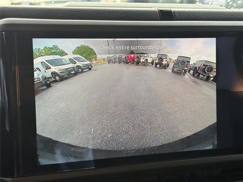 Used 2025 Jeep Wrangler Unlimited Sport AWD/4WD image 26