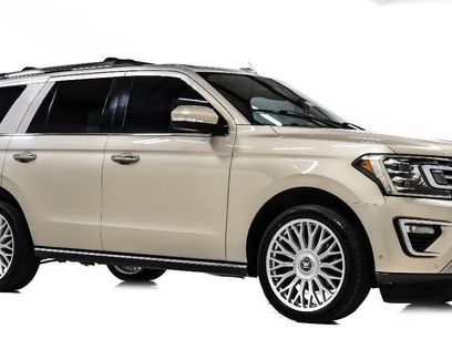 Used 2018 Ford Expedition Limited w/ Equipment Group 302A