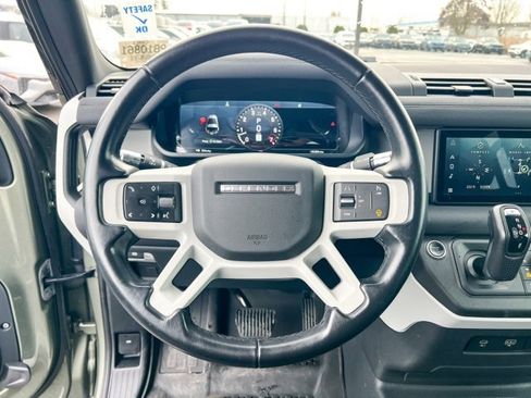 Used 2021 Land Rover Defender 90 First Edition image 19