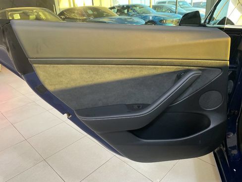 Used 2023 Tesla Model 3 Standard Range image 17