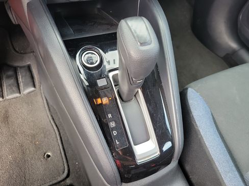 Used 2025 Nissan Versa SV FWD image 29