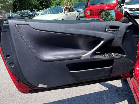 Used 2015 Lexus IS 250C w/ Navigation System Package RWD image 9
