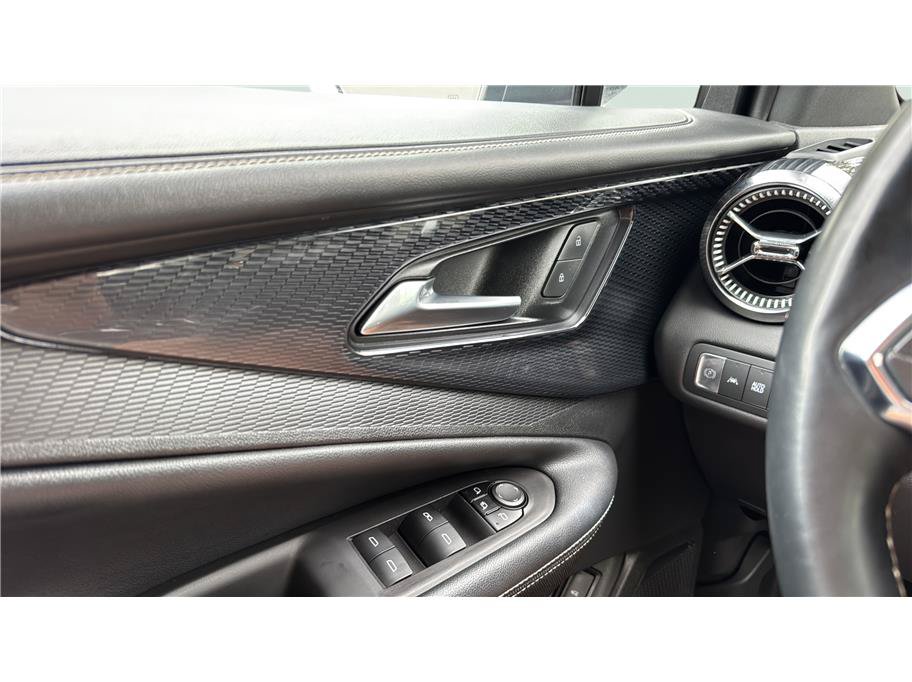 Used 2024 Chevrolet Blazer EV LT AWD/4WD image 31
