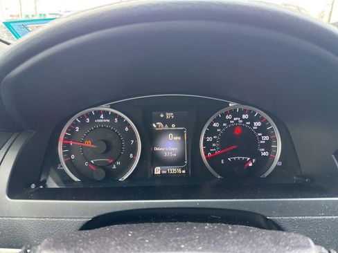 Used 2016 Toyota Camry SE image 25