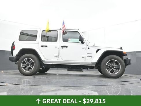 Used 2023 Jeep Wrangler Unlimited Sahara AWD/4WD image 46