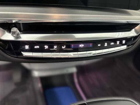 Used 2024 Cadillac Lyriq Sport w/ LPO, Floor Liner Package AWD/4WD image 17