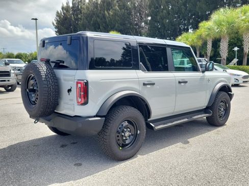 New 2026 Ford Bronco Outer Banks AWD/4WD image 9