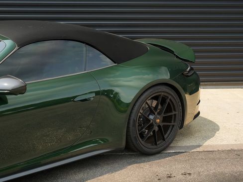 Used 2026 Porsche 911 Carrera GTS RWD image 33