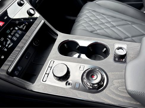 New 2026 Genesis GV80 3.5T Advanced image 12