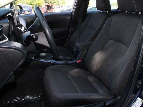 Used 2024 Toyota Corolla LE FWD image 15