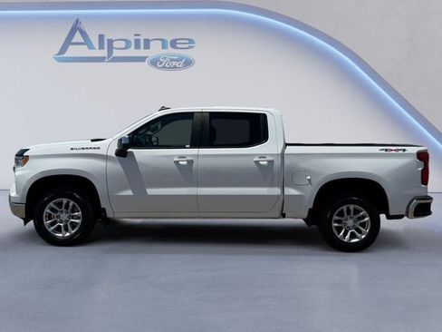 Used 2022 Chevrolet Silverado 1500 LT w/ Protection Package AWD/4WD image 2