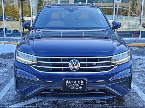 Certified 2022 Volkswagen Tiguan SE w/ Panoramic Sunroof Package image 24