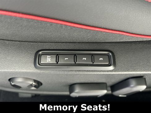 New 2026 Volkswagen GTI SE image 12