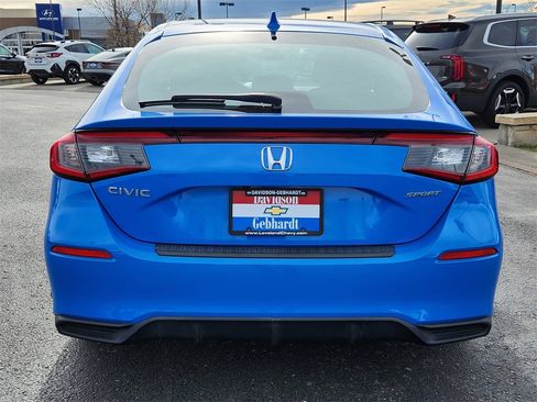 Used 2022 Honda Civic Sport image 12