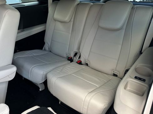 New 2025 Mercedes-Benz GLS 580 4MATIC image 37