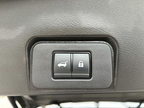 Certified 2023 Nissan Rogue SV w/ SV Premium B Package AWD/4WD image 11