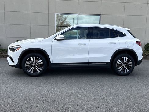 New 2026 Mercedes-Benz GLA 250 GLA 250 image 6