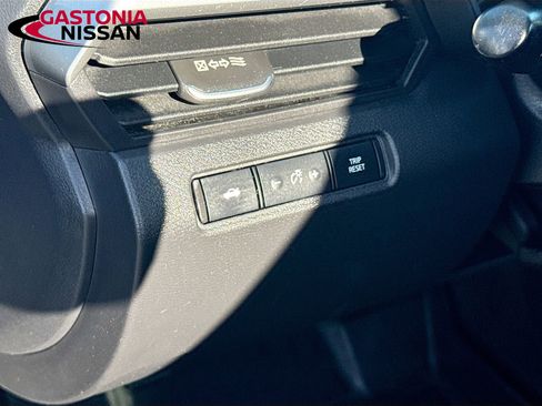 Used 2023 Nissan Altima 2.5 S FWD image 13