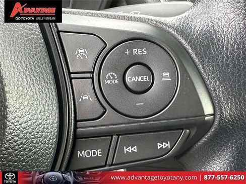 Certified 2025 Toyota Corolla LE image 25