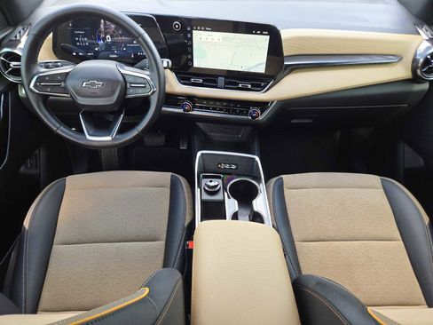 Certified 2025 Chevrolet Equinox ACTIV AWD/4WD image 24