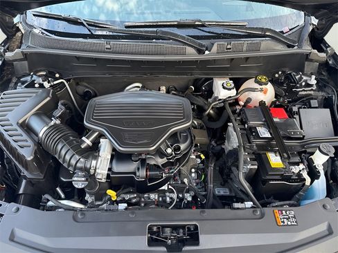 Certified 2022 Cadillac XT6 Premium Luxury w/ Technology Package image 9